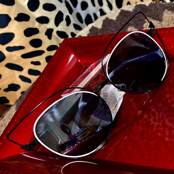 Oversized rim Cat eye sunglasses - Picture 3 of 4